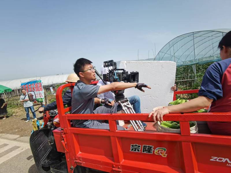 电商爆款背后的推手：马边彝族产品视频拍摄公司精准捕捉卖点痛点